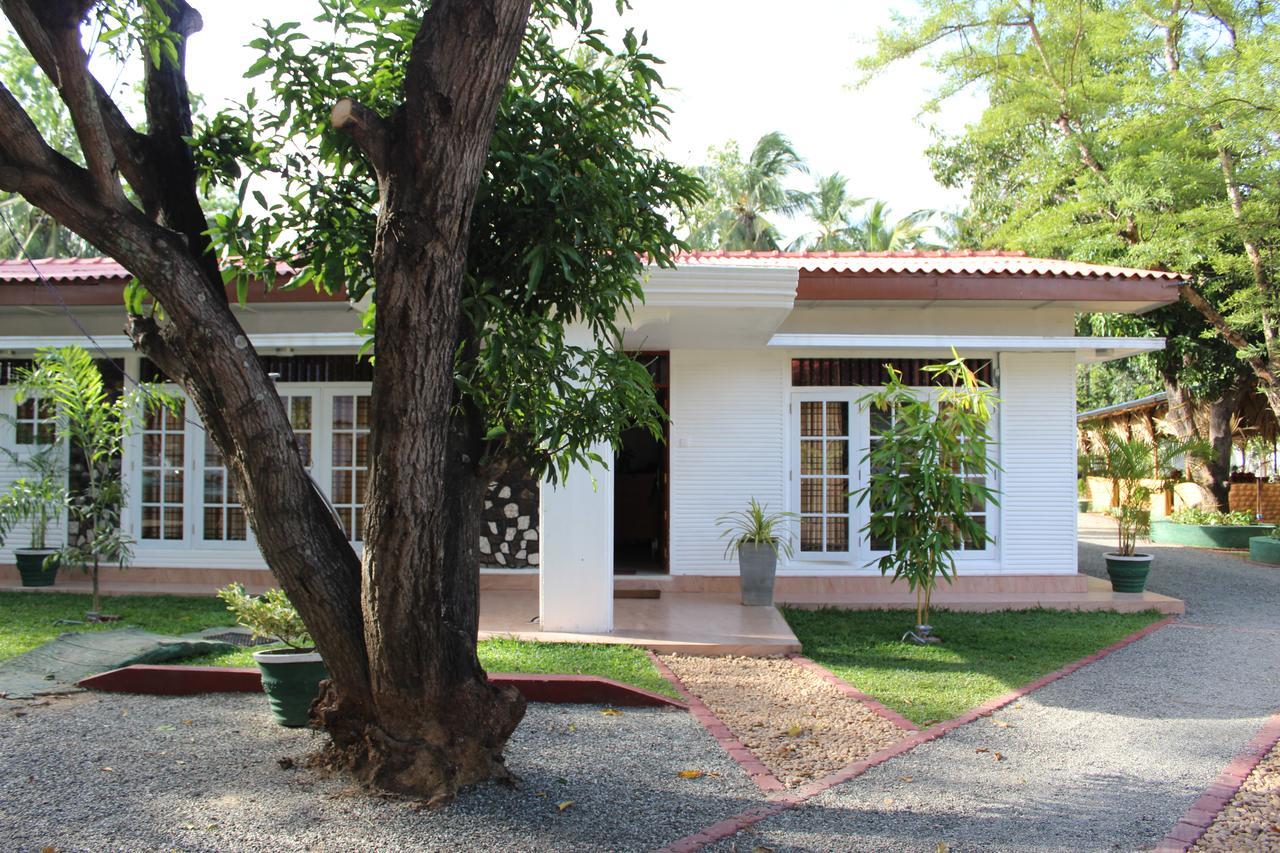 Nirmala Hotel And Restaurant Polonnaruwa Luaran gambar