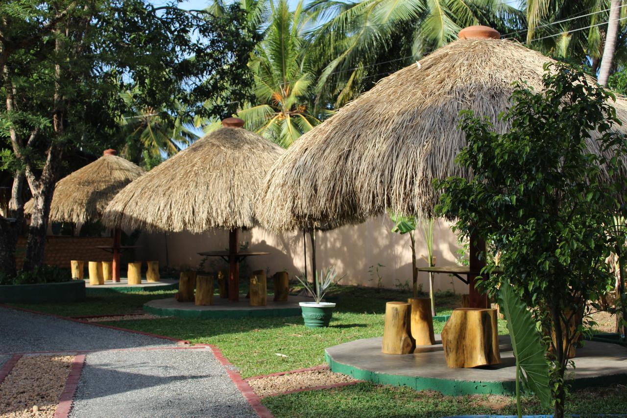 Nirmala Hotel And Restaurant Polonnaruwa Luaran gambar