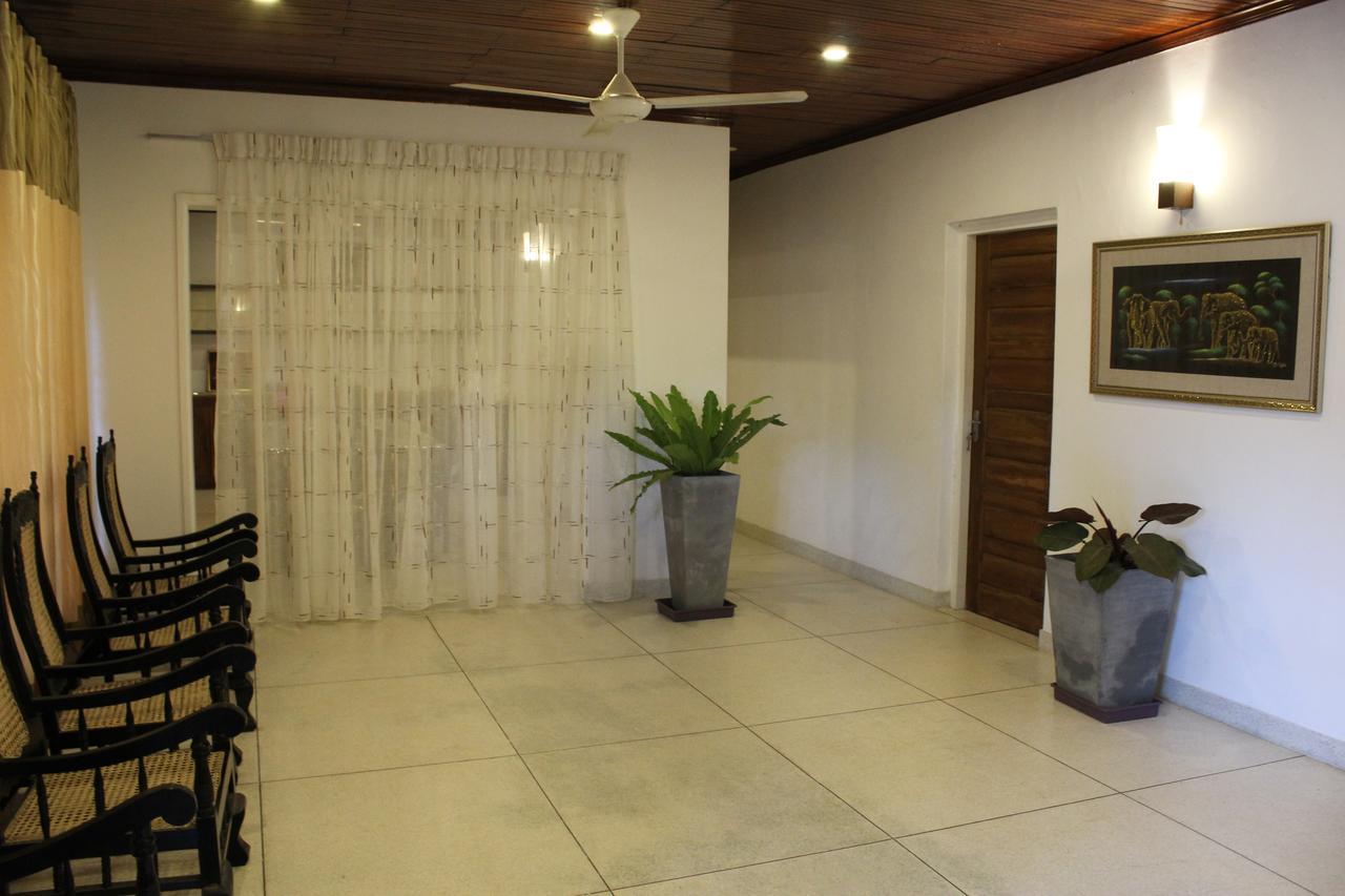 Nirmala Hotel And Restaurant Polonnaruwa Luaran gambar
