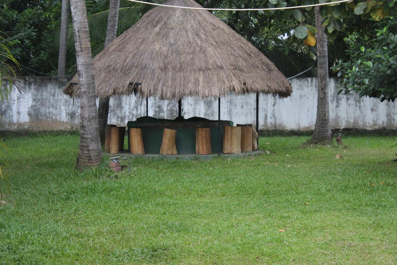 Nirmala Hotel And Restaurant Polonnaruwa Luaran gambar