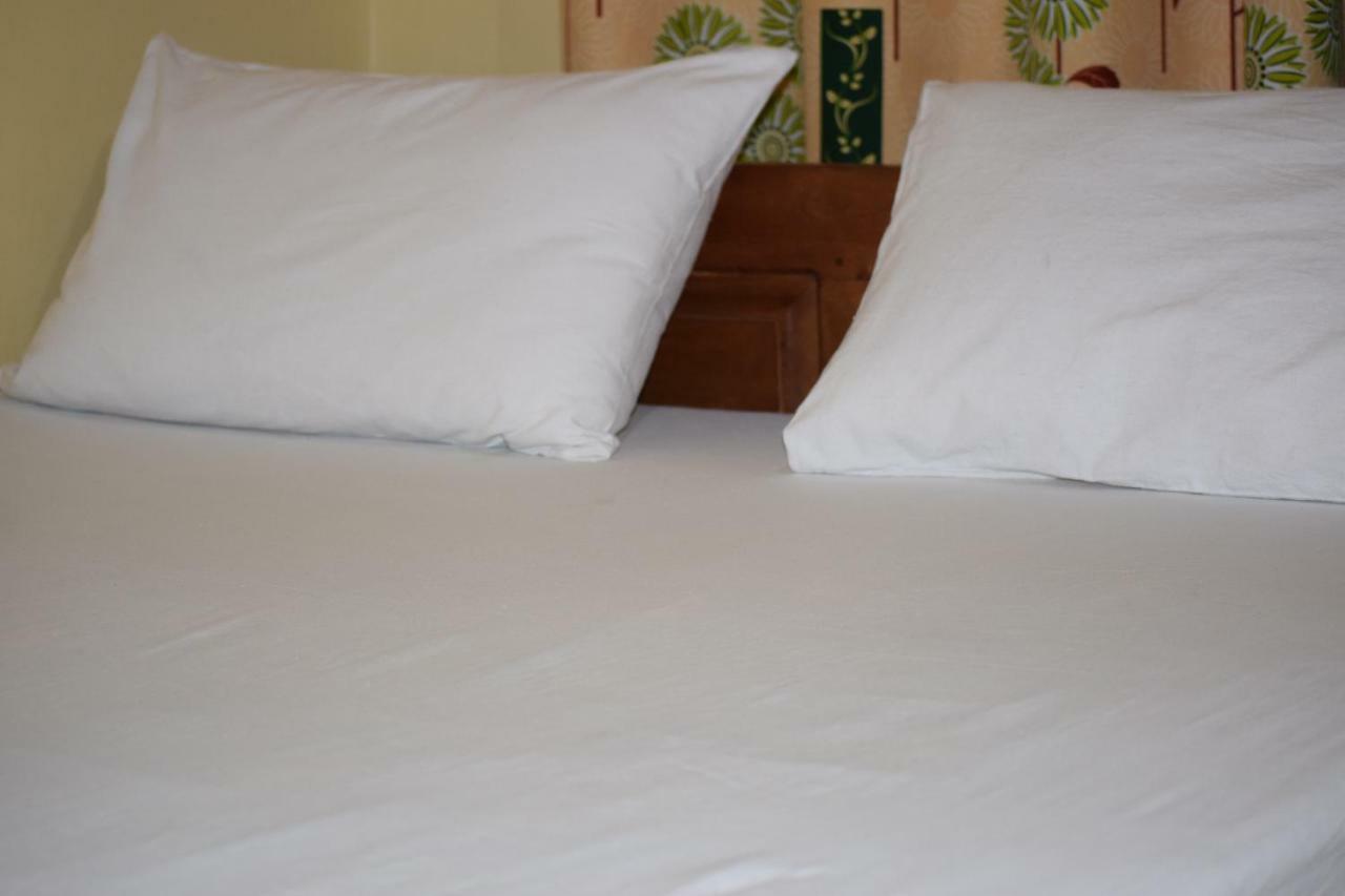Nirmala Hotel And Restaurant Polonnaruwa Luaran gambar