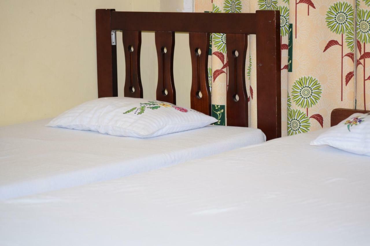 Nirmala Hotel And Restaurant Polonnaruwa Luaran gambar